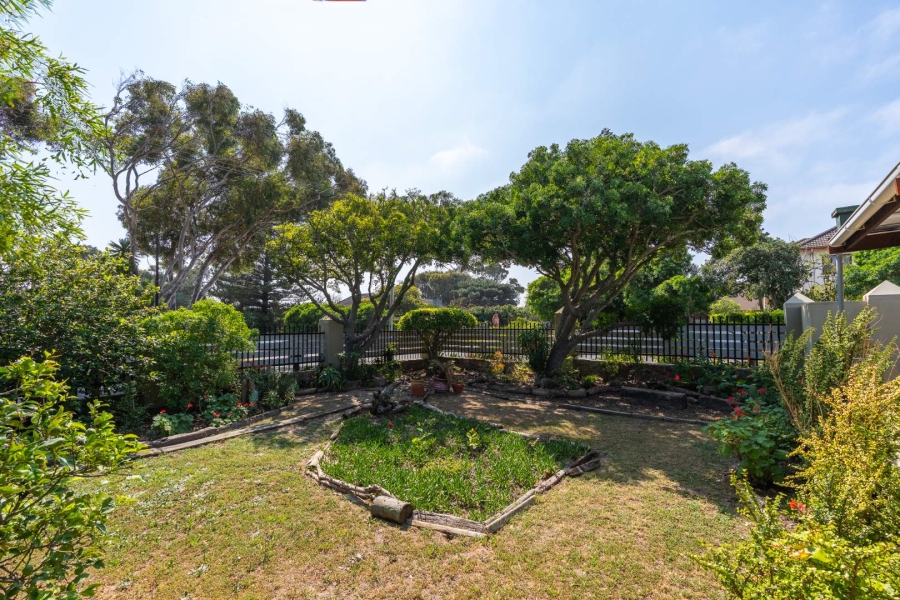 4 Bedroom Property for Sale in Milnerton Western Cape